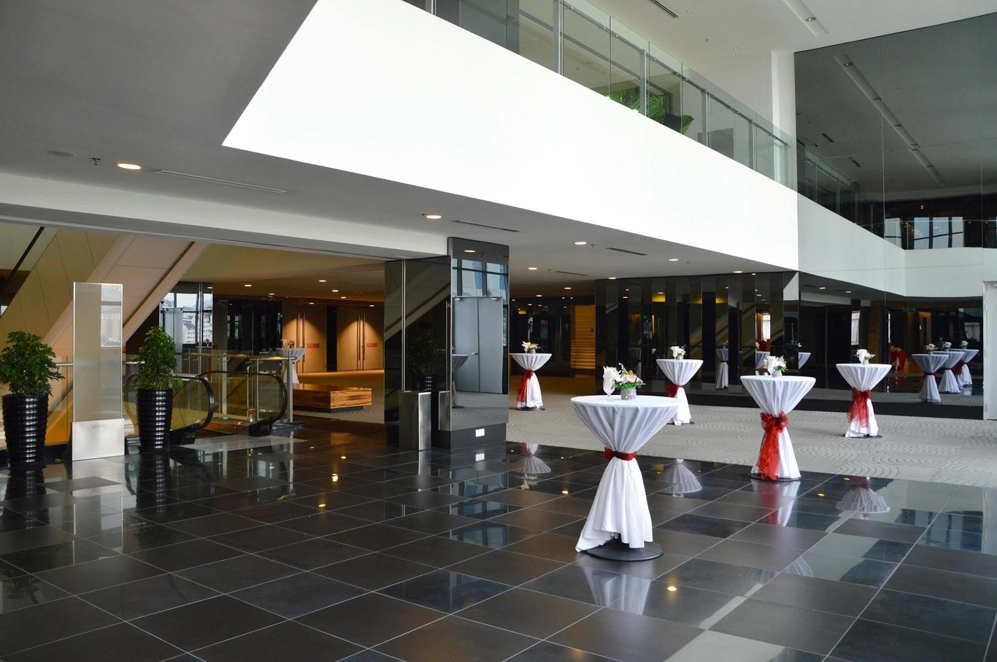Vivatel Hotel 4*